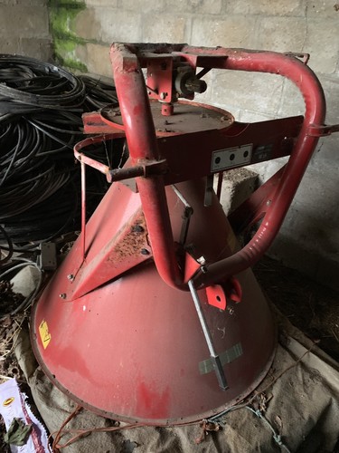 SCH Fertiliser Spreader