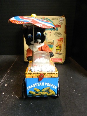 Vintage Animated Popcorn Vendor by Cragstan Toys Battery Driven in Orig Box G-VG