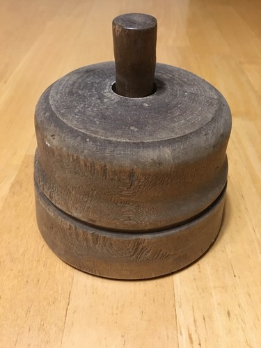 Primitive wood butter mold snowflake pattern.