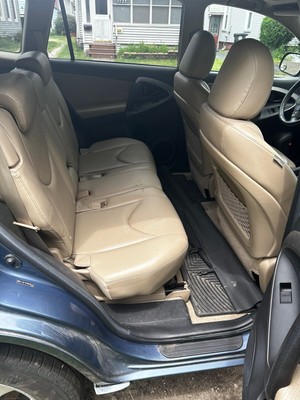 image 6 of interior