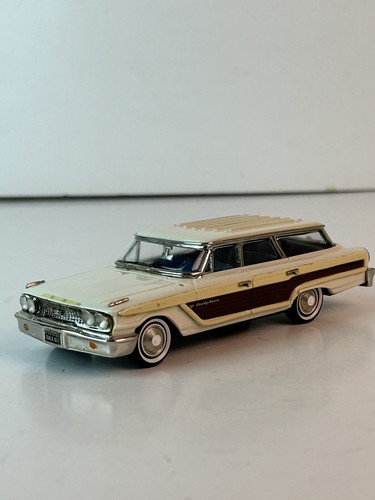 Conquest Models 1:43 Scale 1963 Ford Country Squire Station Wagon & Original Box