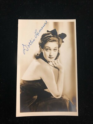 Dorothy ''Dottie'' Lamour Photograph / Postcard Style - Circa 1940's  