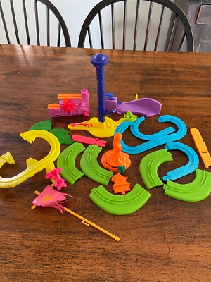 Nickelodeon Rugrats 20 PC Amusement Park Toy Set Burger King 2000 Incomplete