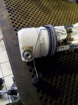 pompa benzina Nissan Quashquai 2008 1.6 dci