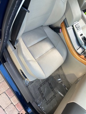 image 11 of interior