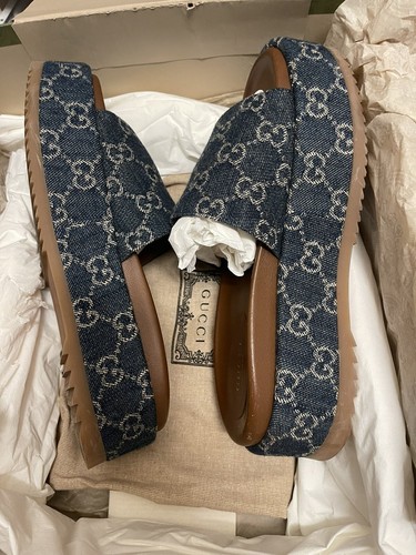 【関税＆送料込み】Gucci Gg Slides New in Box AUTH Gucci Apple Slides Women GG MONOGRAM Limited