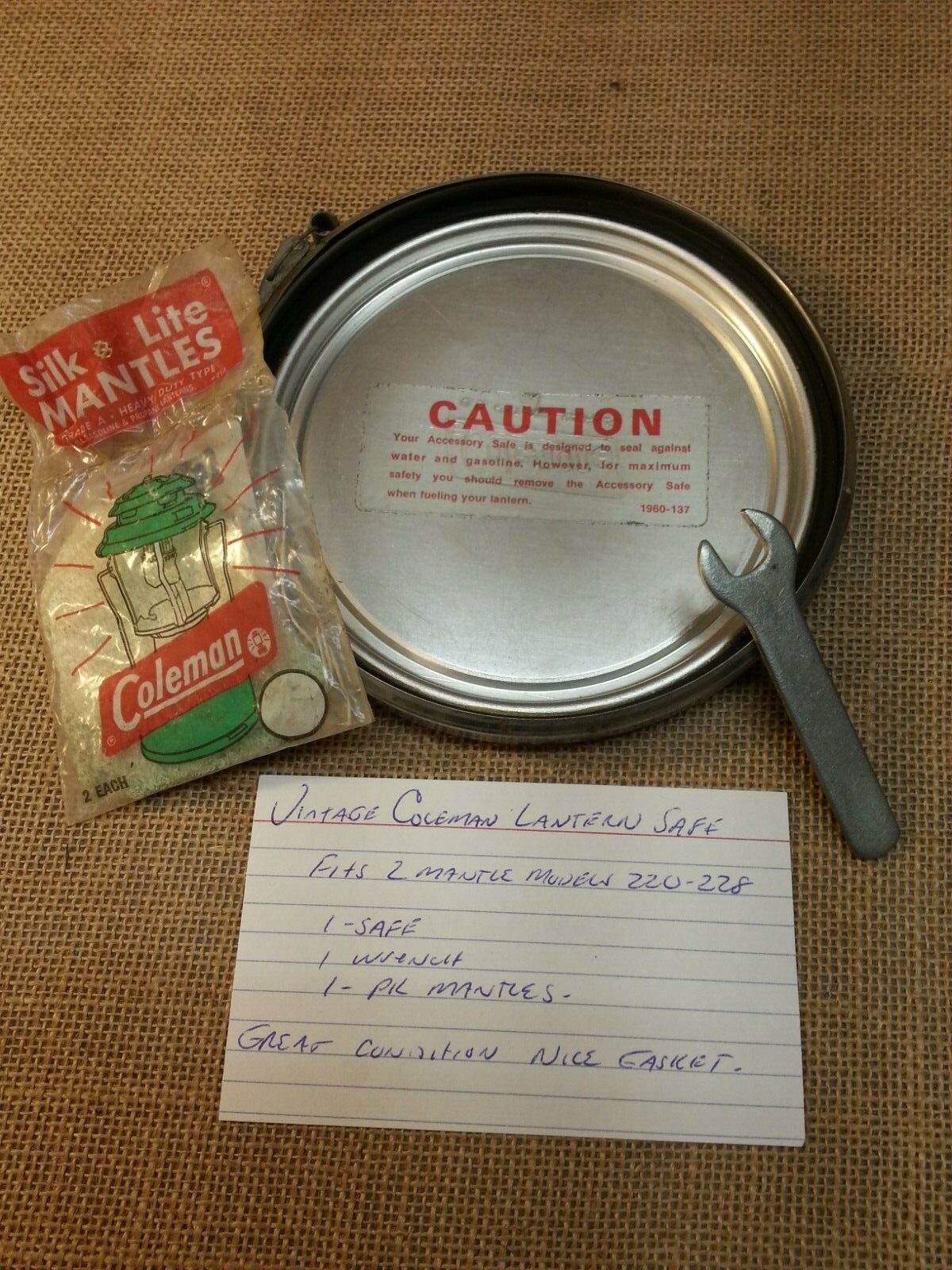 Vintage Coleman 220 228 Lantern Parts Safe Wrench MantlesのeBay公認海外通販｜セカイモン