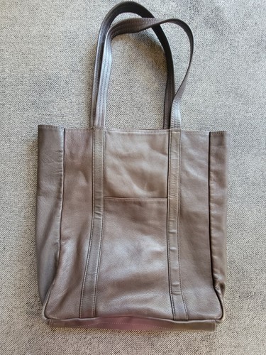 ILI Genuine Leather Vintage Tote Bag. 15"x12".