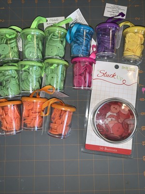 HUGE LOT Of BUTTONS FOR CRAFTS  Sewing Cardmaking