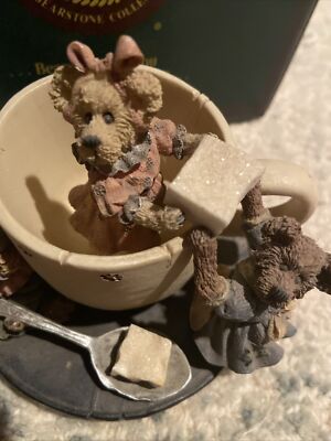 Boyds Bears''Prissie Sissie & Missie ...Fixin' Tea for Three'' Figurine 1993