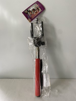 ZUMA Selfie Stick Red extends up to 40'' new