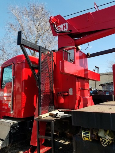 Commercial trucks crane kenworth