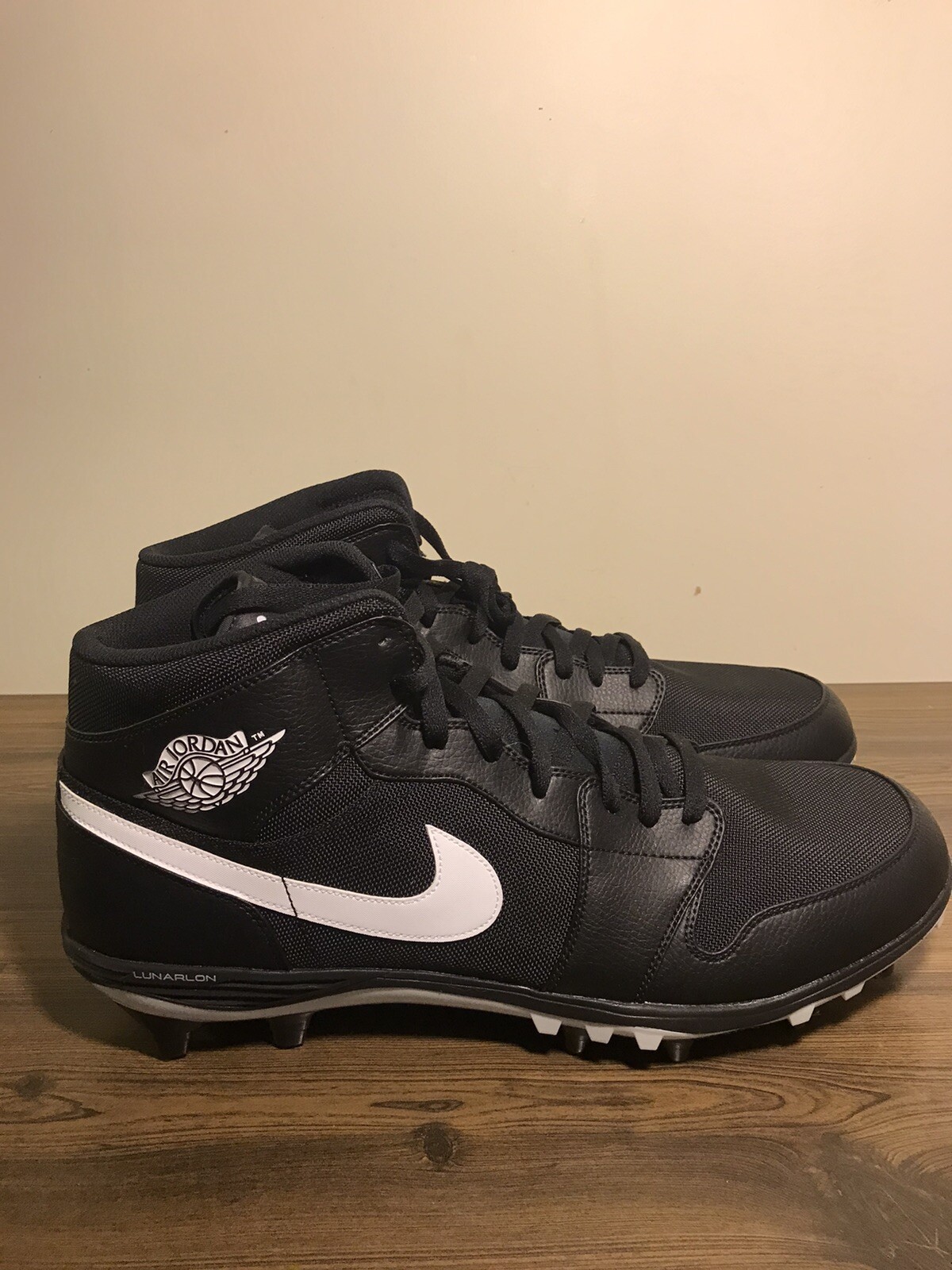 jordan 1 td mid white black