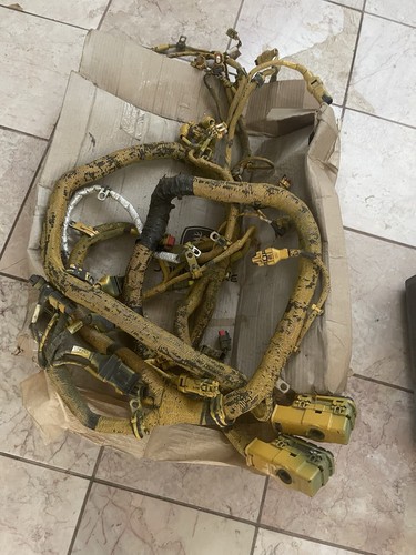 John Deere Wiring Harness  RE569460