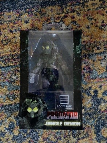 NECA Predator Jungle Demon Cloaked Figure 30th Anniversary