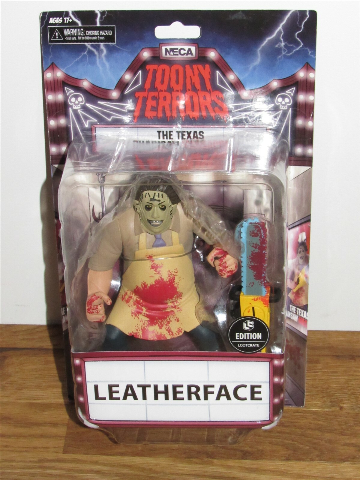 Neca Toony Terrors Texas Chainsaw Massacre Leatherface LootCrate