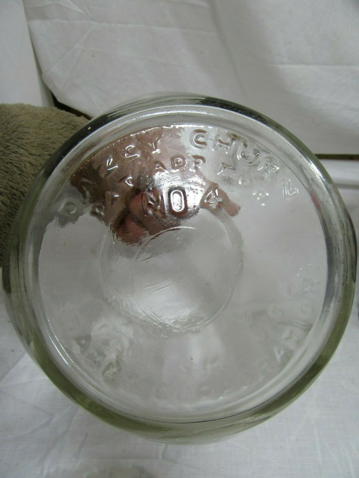 VINTAGE No.4 DAZEY BUTTER CHURN 4 QT. TULIP GLASS / RED FOOTBALL TOP