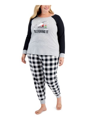

FAMILY PJs Womens Sleighing It Black Top Cuffed Pants Knit Pyjamas Plus, Черный