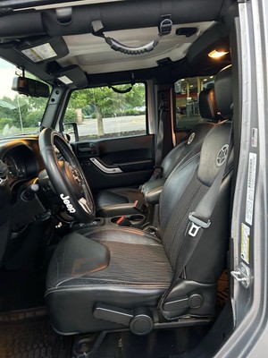 image 3 of interior