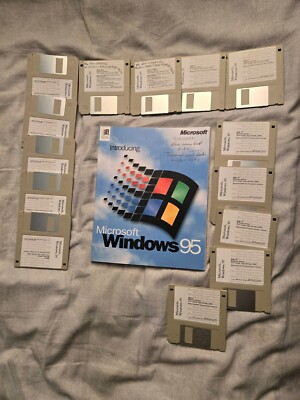 MICROSOFT Introducing Windows 95 Guide Manual Book w/ floppy disks VINTAGE Retro