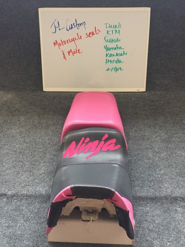 パーツ 60s universal custom seat 85-87 Kawasaki Ninja ZX-600 OEM Custom Seats Set Front