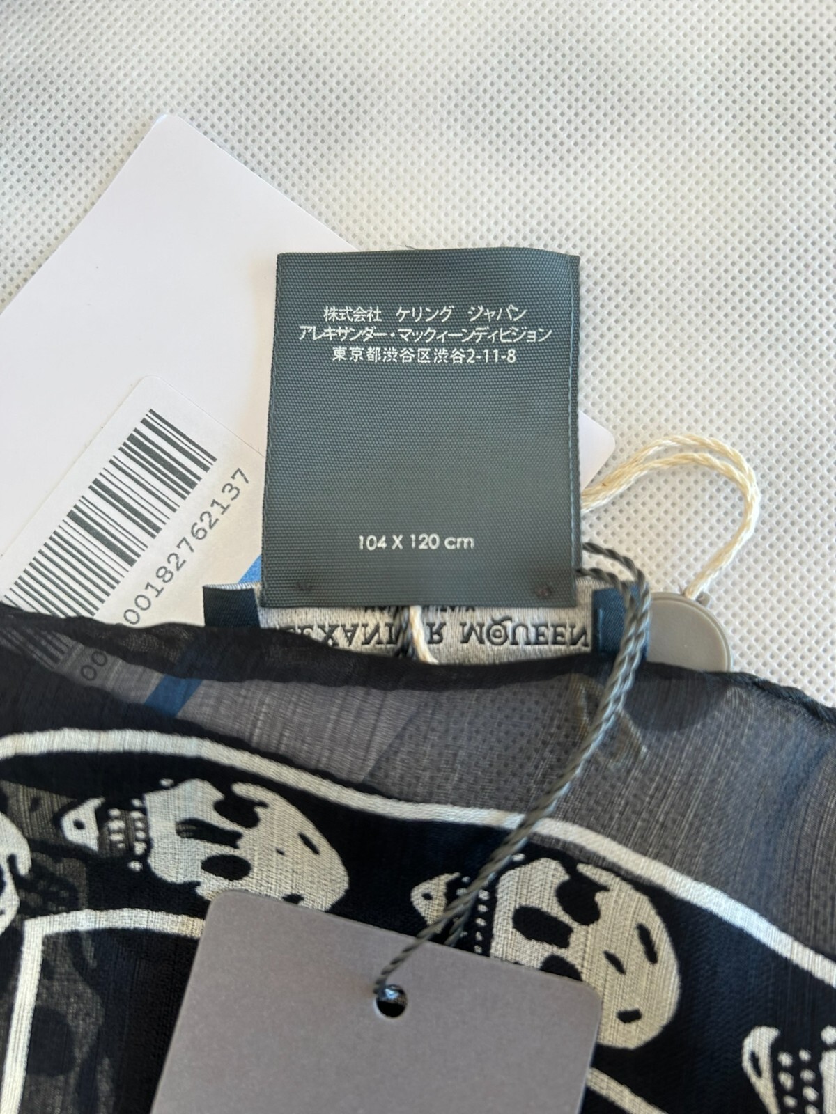 NWT Alexander McQueen Silk Chiffon Skull Scarf /Shawl Black Italy 41"x47" Silk