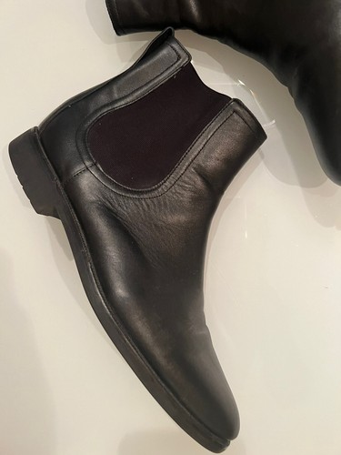 In Black Leather Sz 10