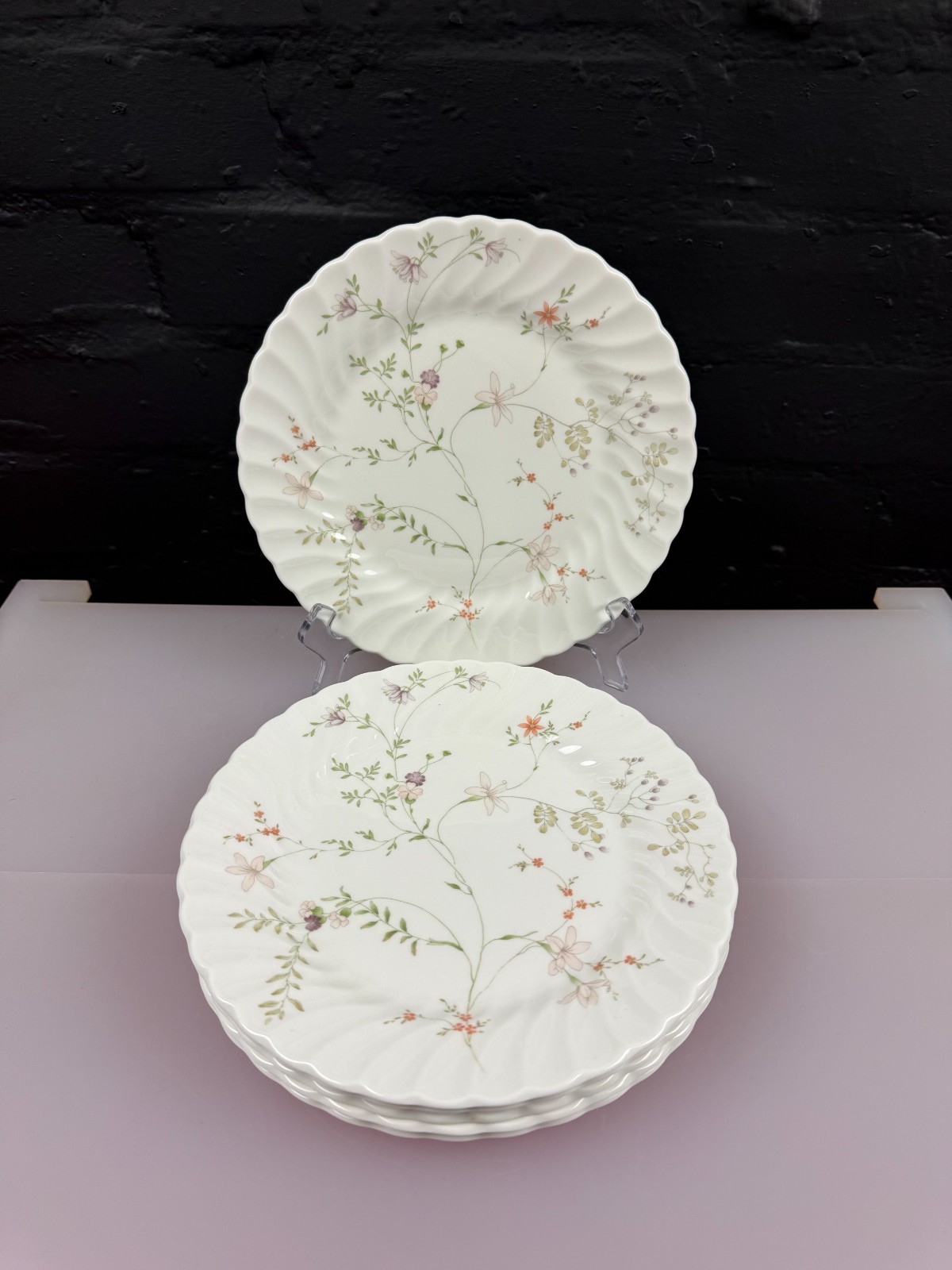 Wedgwood Campion Salad / Dessert Plates 8.75" Wide Set of 6