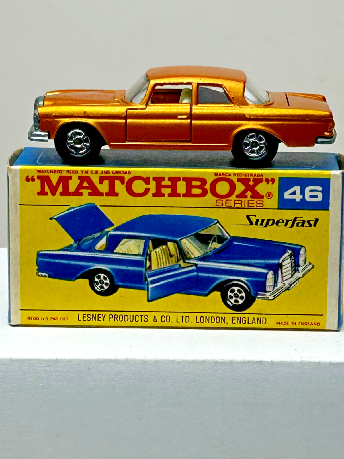 マッチボックス SuperFast No.46 メルセデスベンツ 300SE Matchbox Superfast No. 46 Mercedes 300 SE Coupe with
