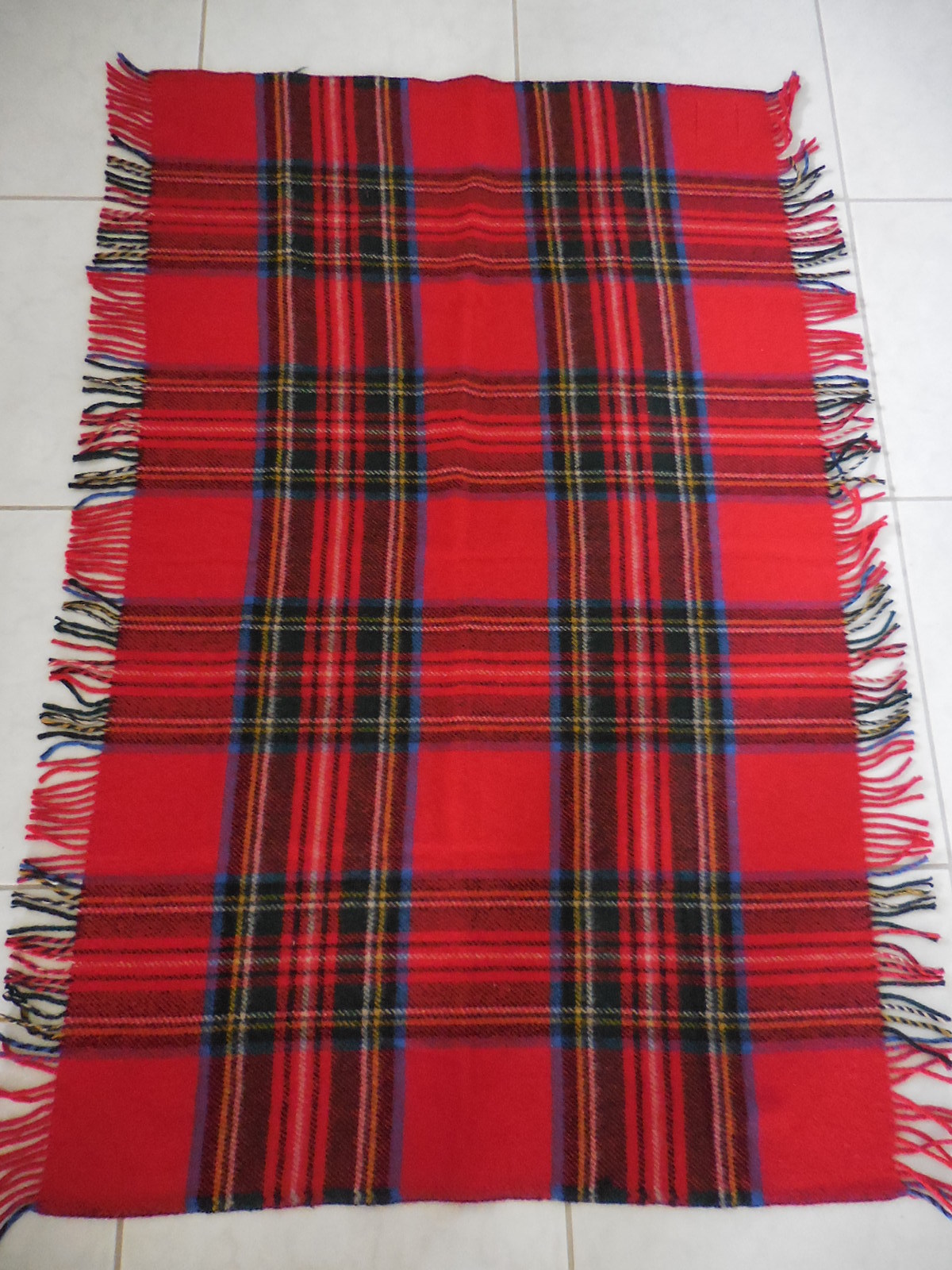 VTG JAMES PRINGLE COMFYDOWN RED PLAID 100% WOOL BLANKET- 35