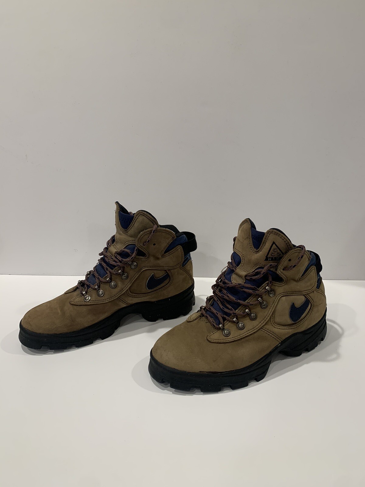 VTG 90s Nike Air ACG Brown/Blue Leather 