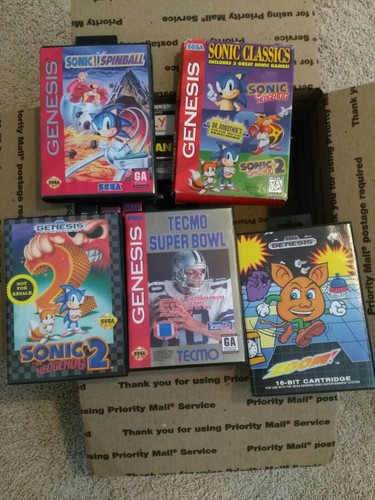 WHOLESALE  EMPTY CASE LOT NINTENDO DS SEGA GENESIS SONIC MARIO KART NO GAMES