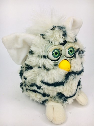 Vintage 1998 Tiger Electronics Furby With Tag - Not Working For Parts Only AS IS