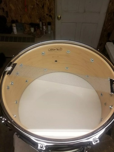 LUDWIG CLASSIC MAPLE 6.5 CHAMPAGNE SNARE DRUM