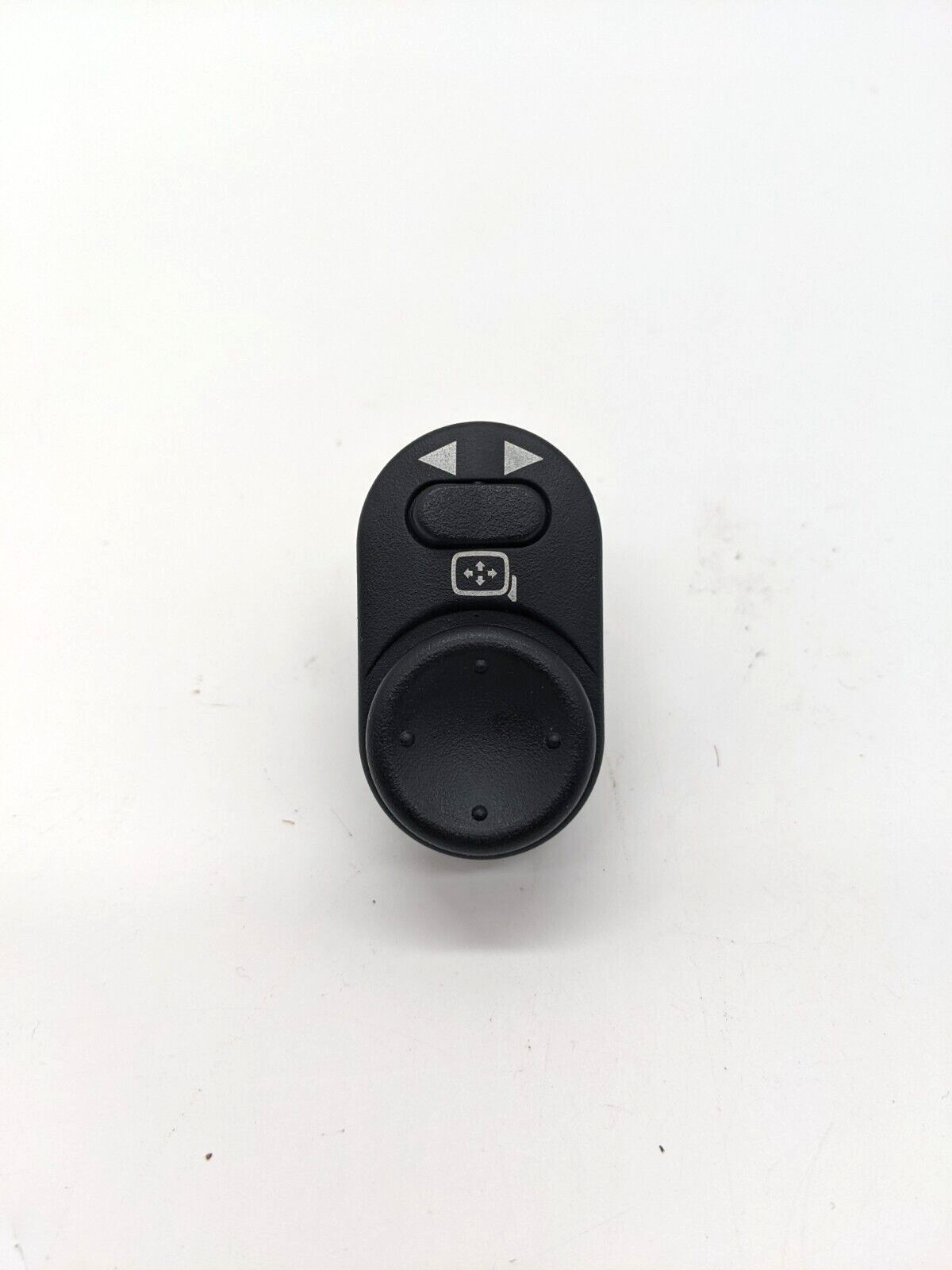 08-12 Chevrolet Malibu Power Mirror Control Switch OEM Genuine Stock PN 15250458