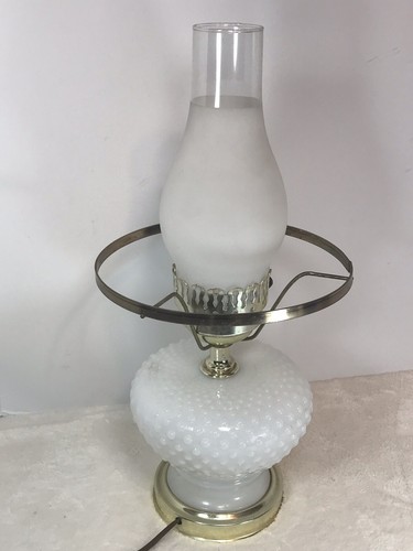 Vintage VTG Fenton White Milk Hobnail Glass Student  Portable Lamp Underwriters