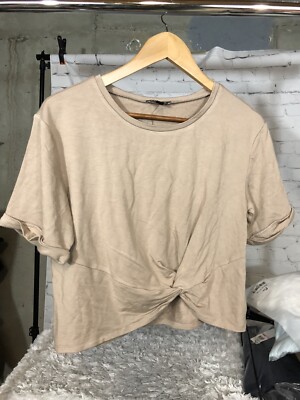 express crop top. Size S. Brown NWT.