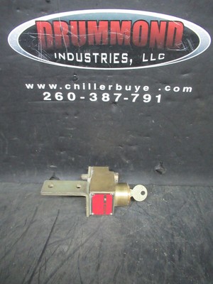 SUPERIOR INTERLOCK S105810Y PANEL LOCK AND KEY **WARRANTY INCLUDED**