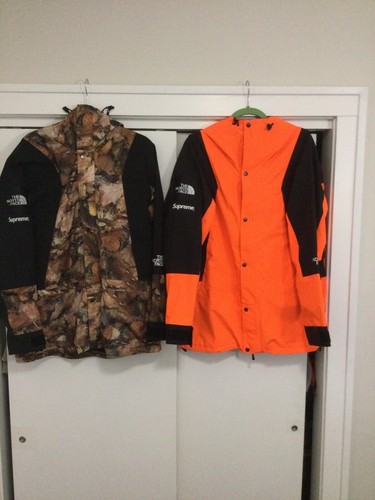 SUPREME THE NORTH FACE MOUNTAIN LIGHT JACKET ORANGE Size Large