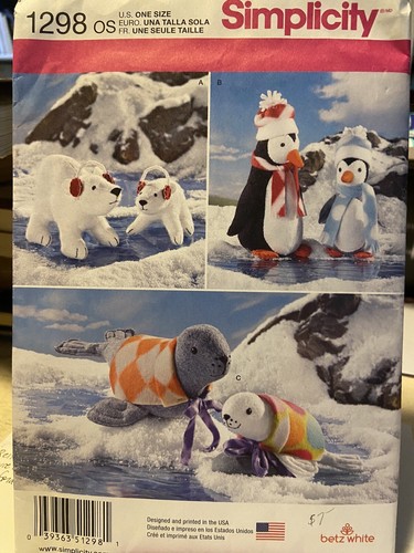 1298 Simplicity Pattern, Stuffed Animals, Polar Bear, Penguin, Seals in 2 Sizes