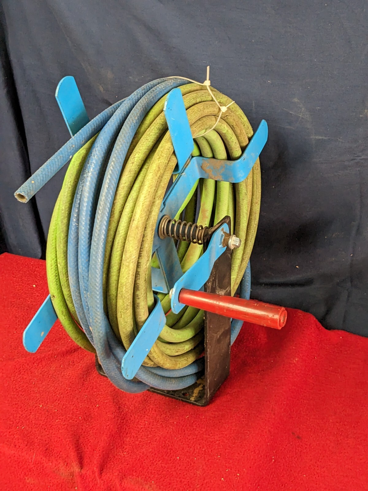 WallMount Air Hose Reel Holds 3/8in. x