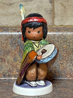 GOEBEL W.GERMANY DE GRAZIA INDIAN BOY WITH DRUM 1983 7308
