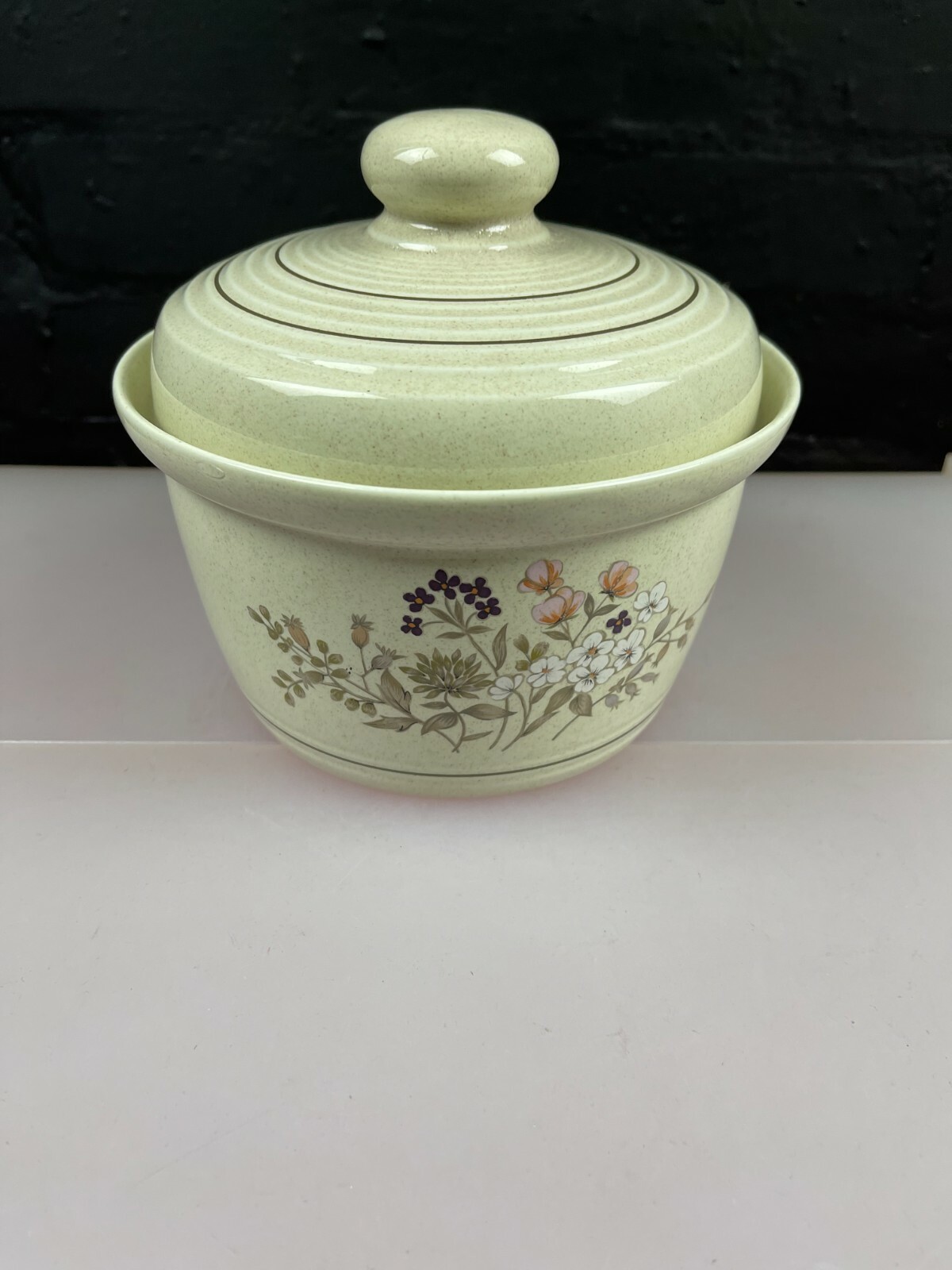 Royal Doulton Bredon Hill LS1045 Lambethware Covered Casserole Dish 18 cm