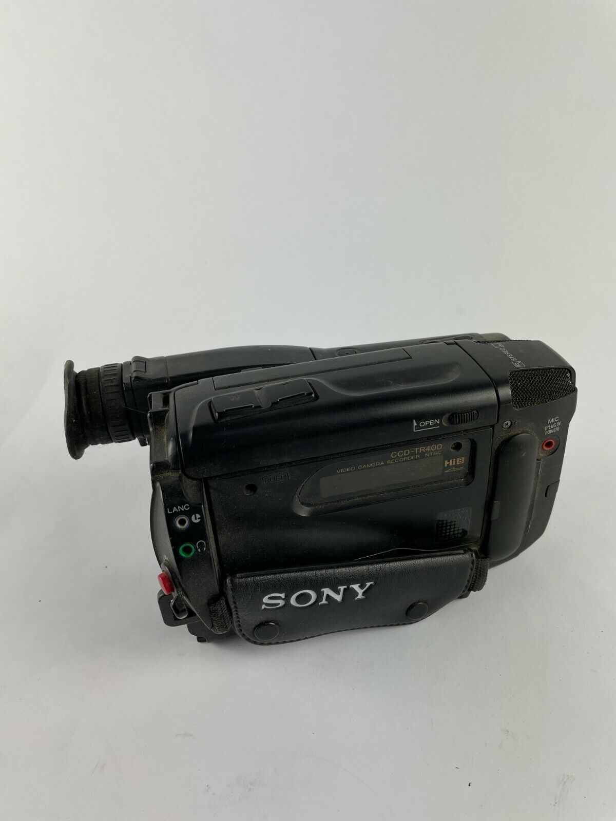 Genuine Sony 12x SteadyShot Video Hi8 Handycam Recorder CCD-TR400 DC 6V Genuine Sony 12x SteadyShot Video Hi8 Handycam Recorder CCD-TR400 DC 6V