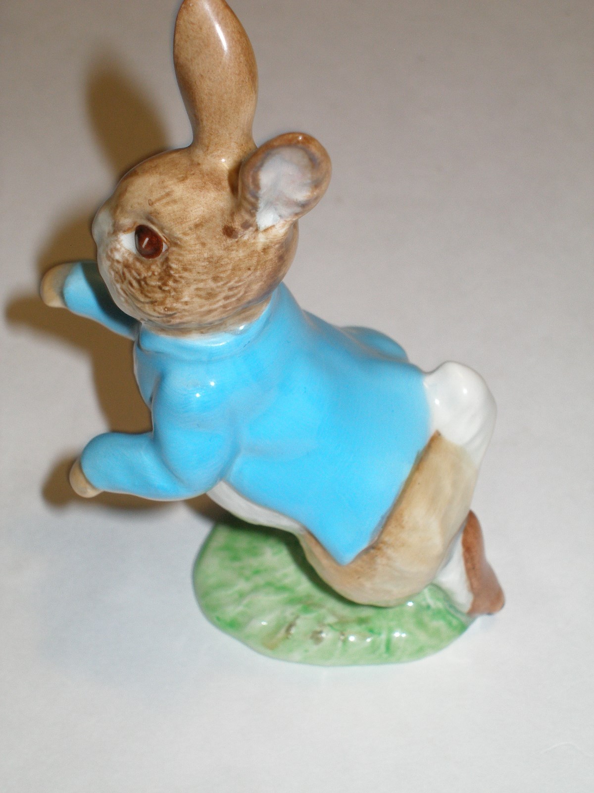 BESWICK BEATRIX POTTER PETER RABBIT  Special Gold Edit