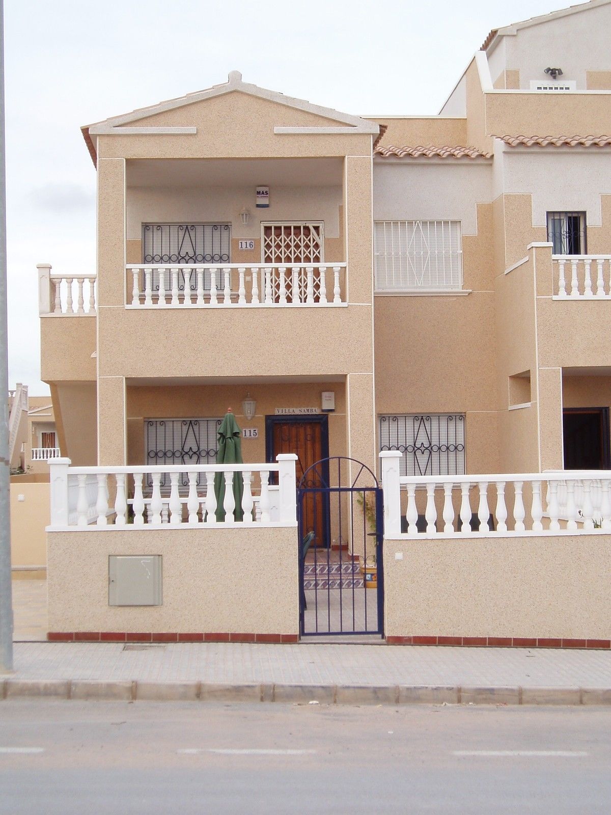 Flat & Apartment Holiday Accommodations