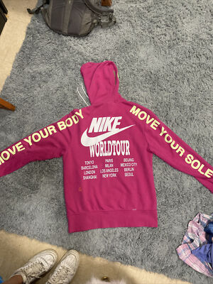 nike world tour hoodie 225239517531