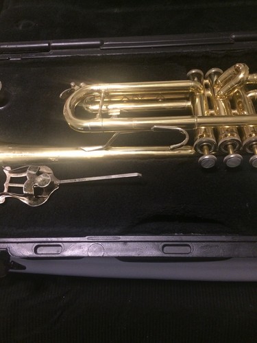 Bach Student Trumpet  Model TR300 W/Hard Case & (2) Mouthpieces