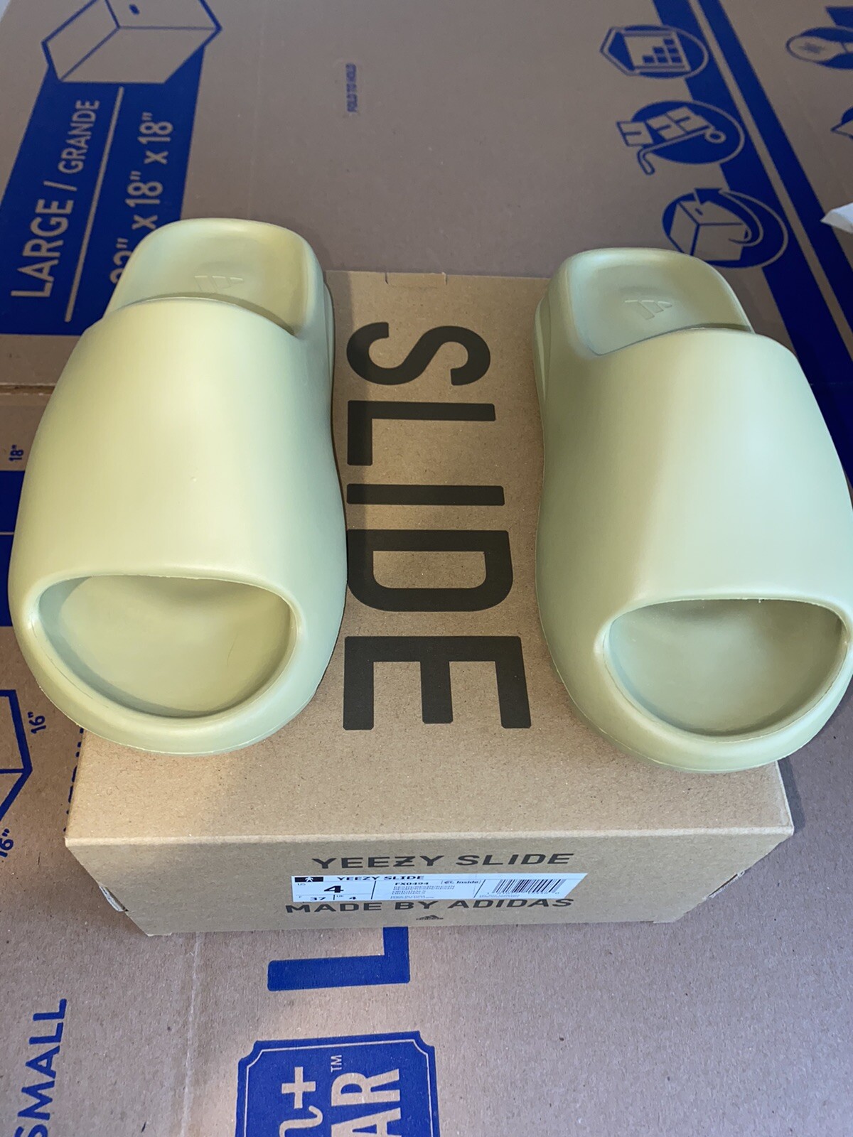 adidas Yeezy Slide Resin Size 4 Ordered 