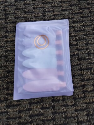Monat Styling Clips New, Sealed Package